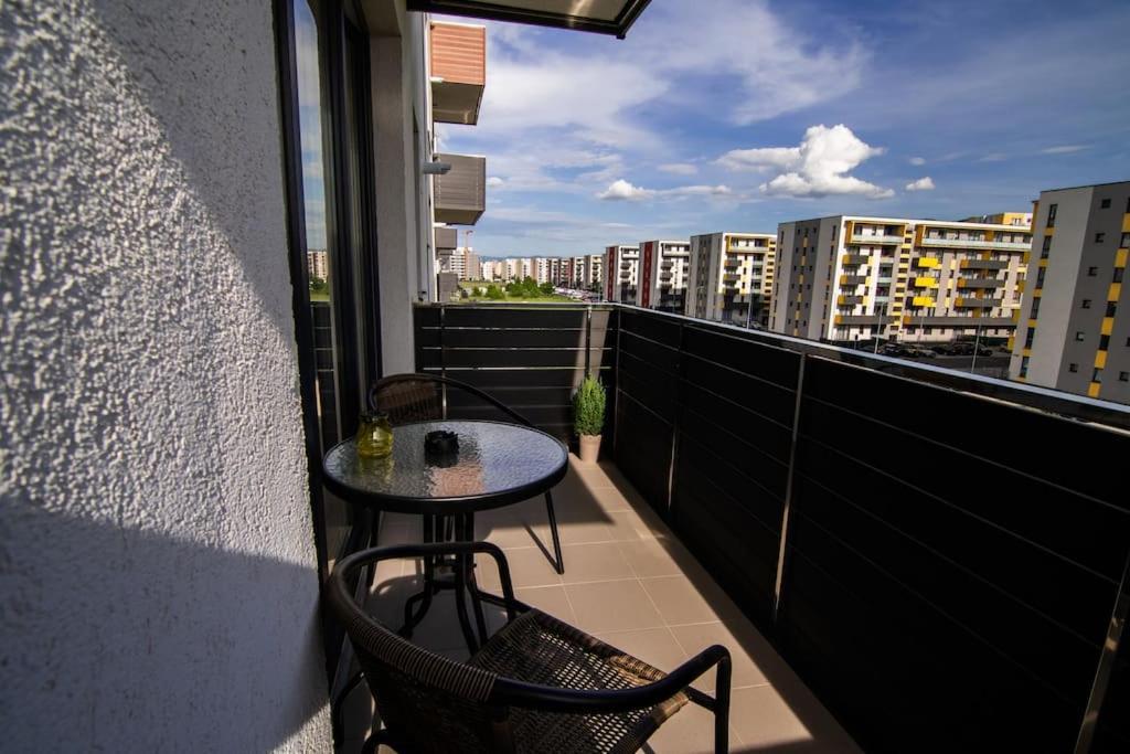 Apartment Apolodor Apartament *
